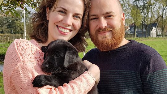 Interview: Jaydene en haar man Sebastiaan zijn puppypleeggezin voor KNGF geleidehonden